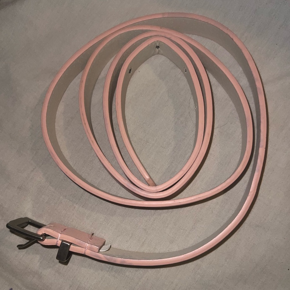 Ladies Slim Pink Leather Belt (48in”) 22/24W